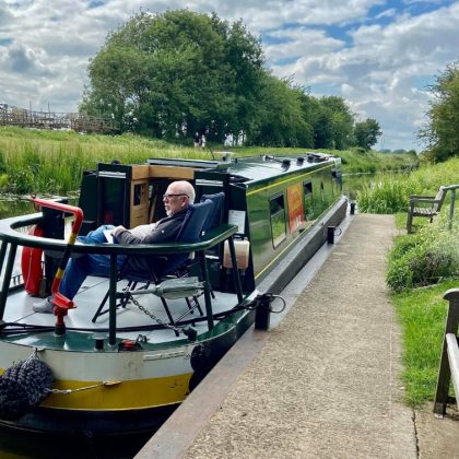 mooring a fox narrowboat