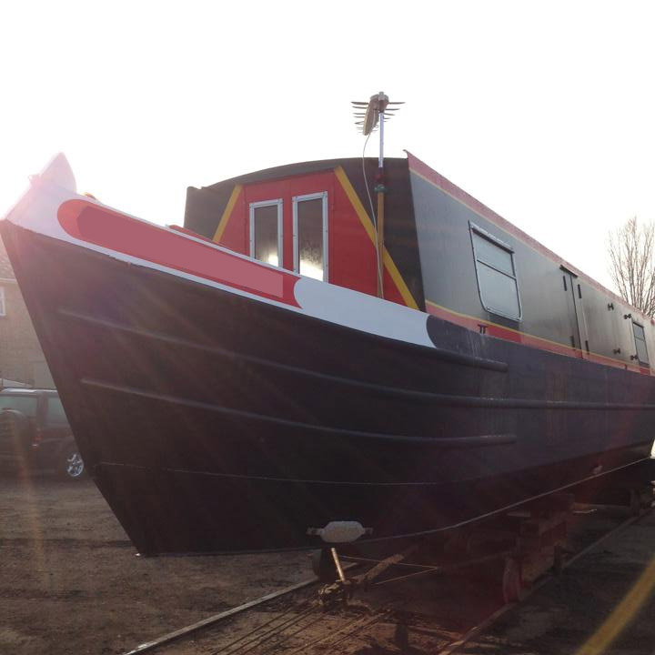 narrowboat on fox slipway service